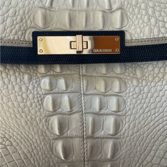 Brahmin Malia Sugar Tri Texture Excellent condition. - Picture 4 of 7